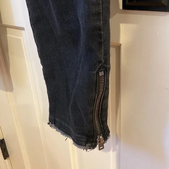 Not Your Daughter’s Jeans in black, skinny cut. Size 10 - Picture 2 of 6